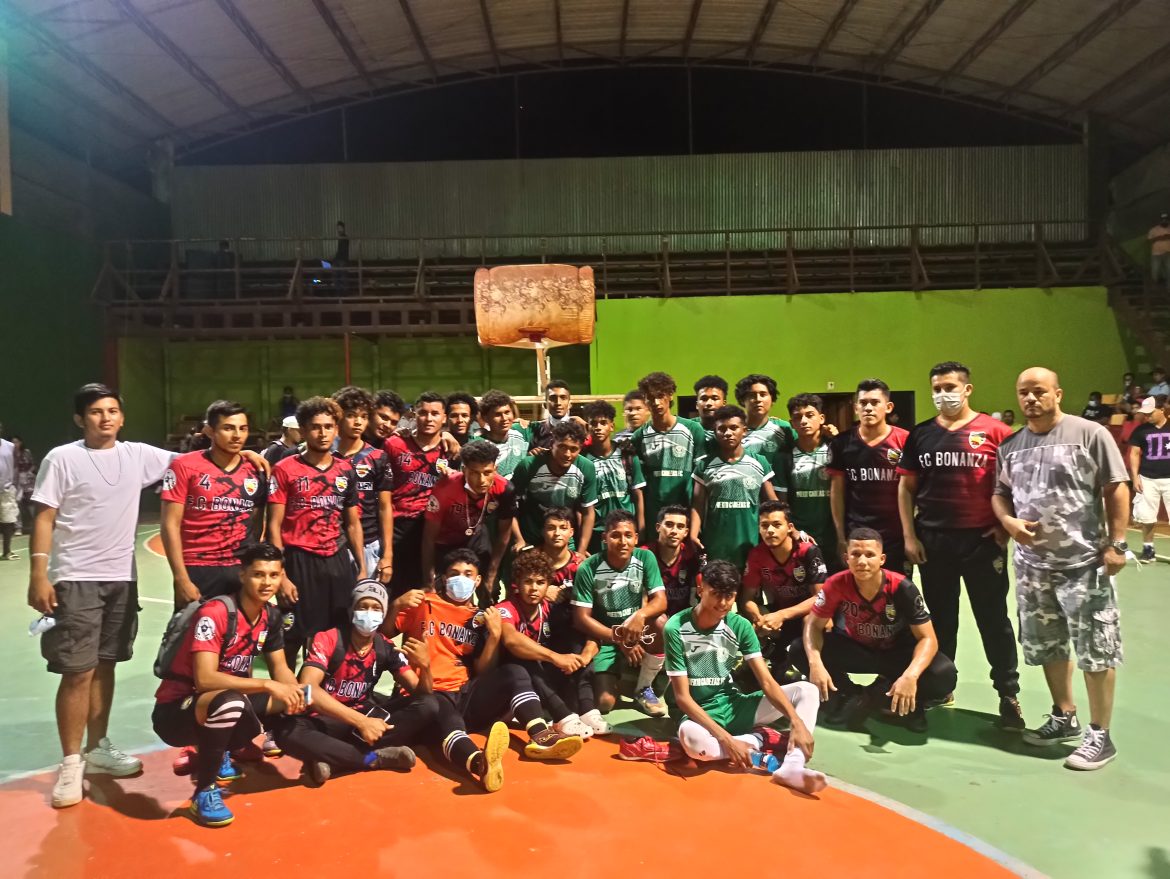 Juego de FutSal Bonanza F.C vs Puerto Cabeza F.C