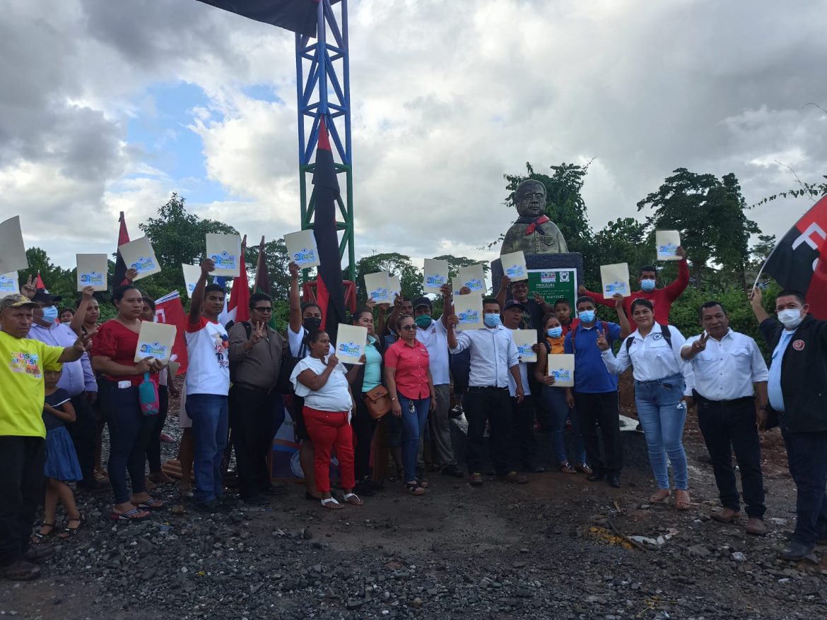 Inauguración del acceso al Barrio y entrega de 50 lotes del programa Bismarck Martínez