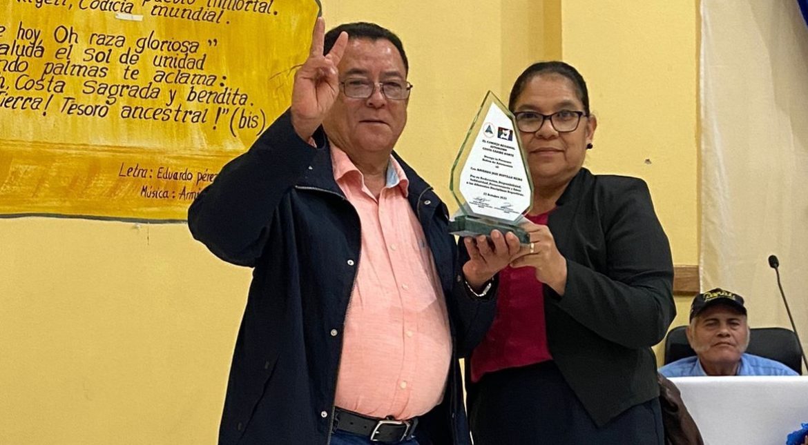 Reconocimiento de Orden Autonomía como “Gloria del Deporte de la Costa Caribe Norte”