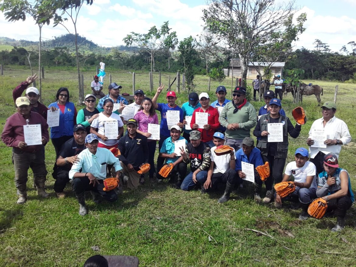 Autoridades Municipales visitan la comunidad Caño Negro Bonanza.