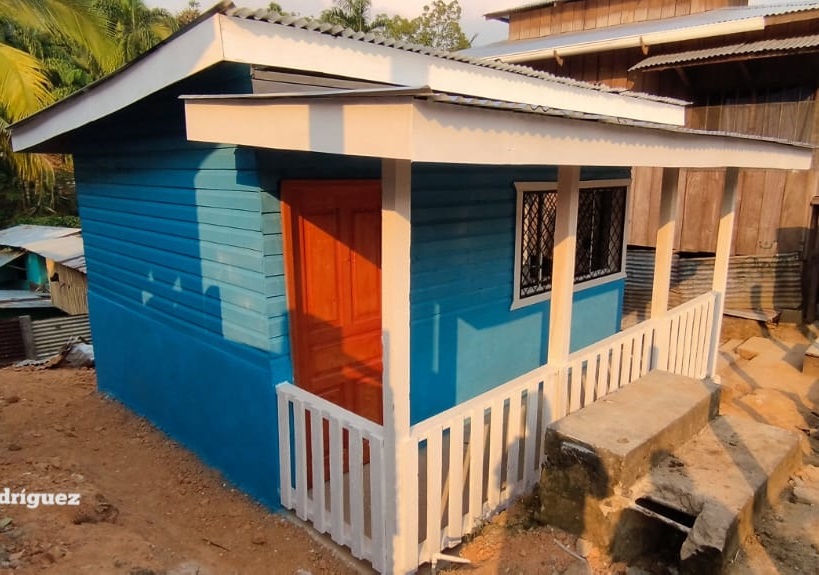 Inauguración de Vivienda en el Barrio El Triunfo.