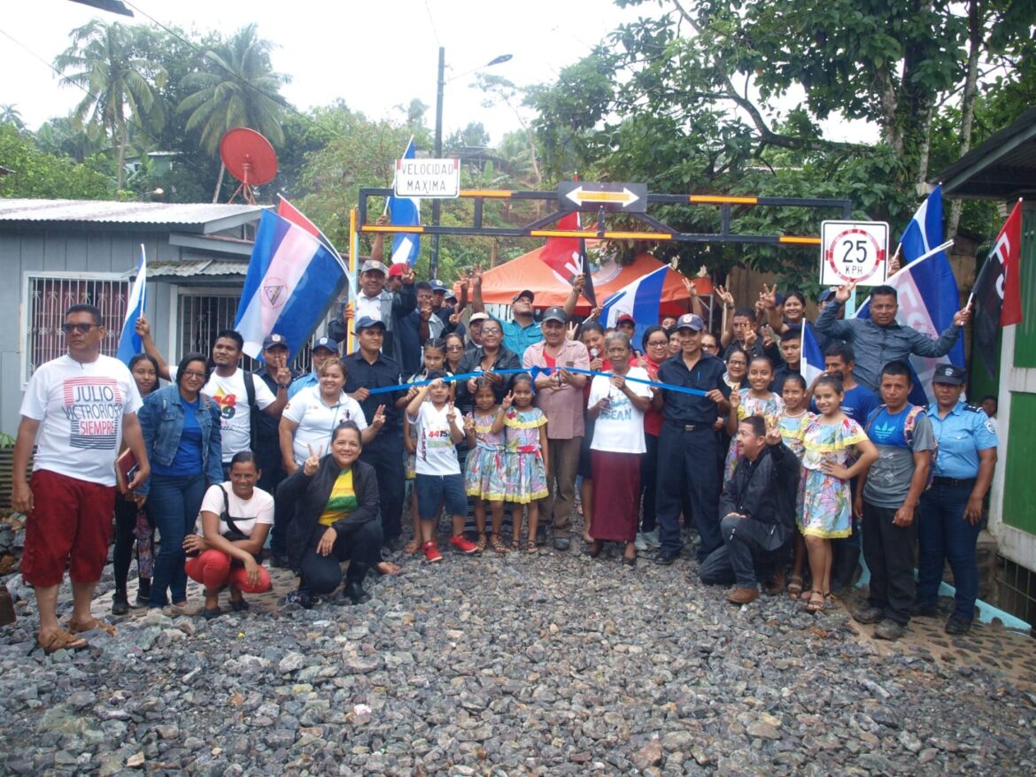 Inauguración y Mejoramiento de alcantarilla de Concreto