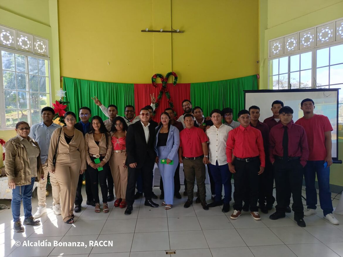 Celebración de Graduación de 24 Jóvenes Becados del Centro Tecnológico Pedro Arauz Palacio INATEC Granada