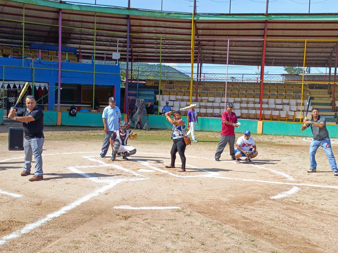 Inauguración de la Liga Municipal de Béisbol Mayor “A”