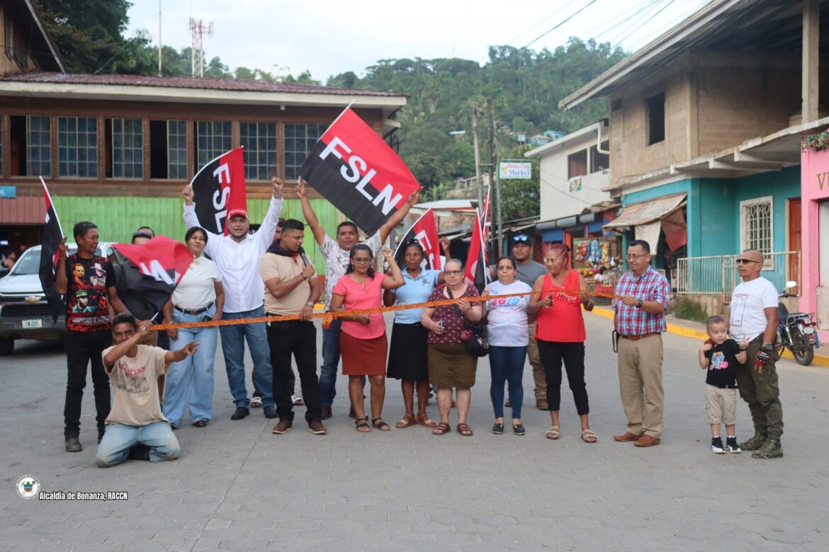 Inauguración de calles adoquinada Bo. San Luis