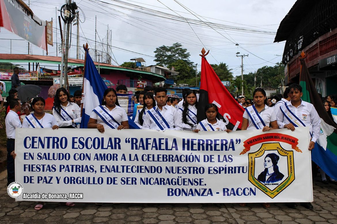 Bonanza celebra el Segundo Desfile de las Fiestas Patrias 2026