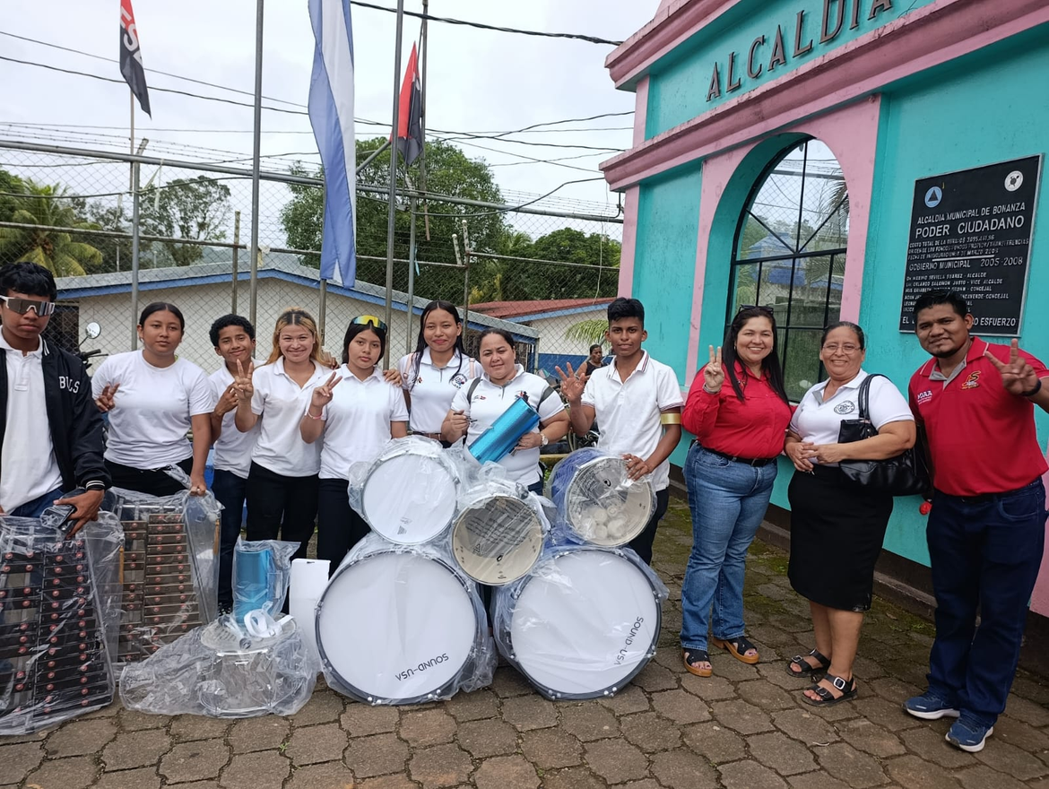 Gobierno Municipal de Bonanza entrega instrumentos musicales